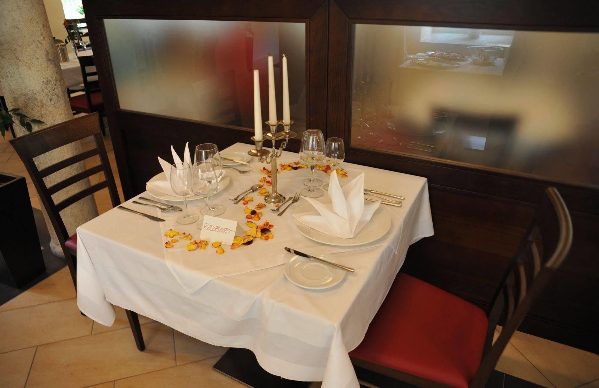 Gut Drasing Hotel Krumpendorf Bagian luar foto